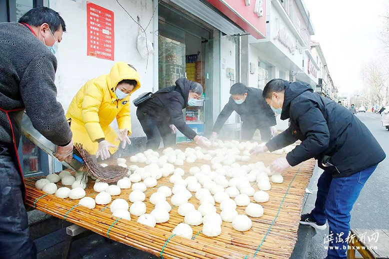 我縣大街小巷年味越來(lái)越濃