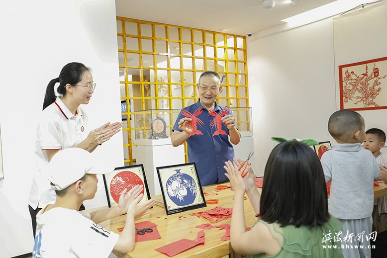 非遺剪紙培訓志愿服務(wù)活動